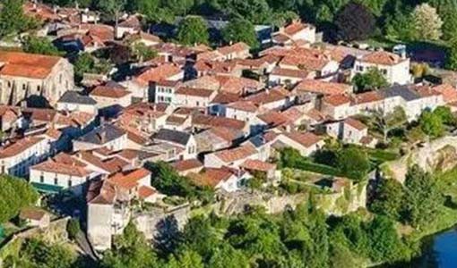 雁江回乡建别墅为什么一定要选专业乡墅公司